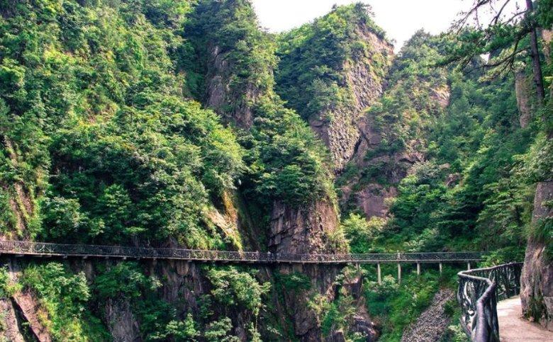 新春走基层丨邵武市政府主要领导节前走访慰问困难群众
