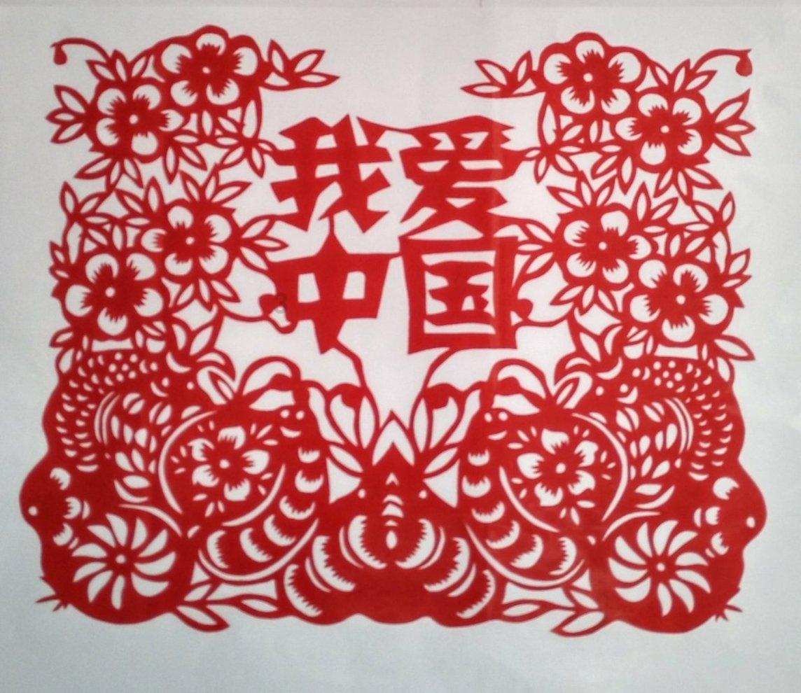 Their uncle has a son改为否定句？